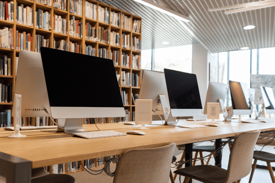 Computers in a public library